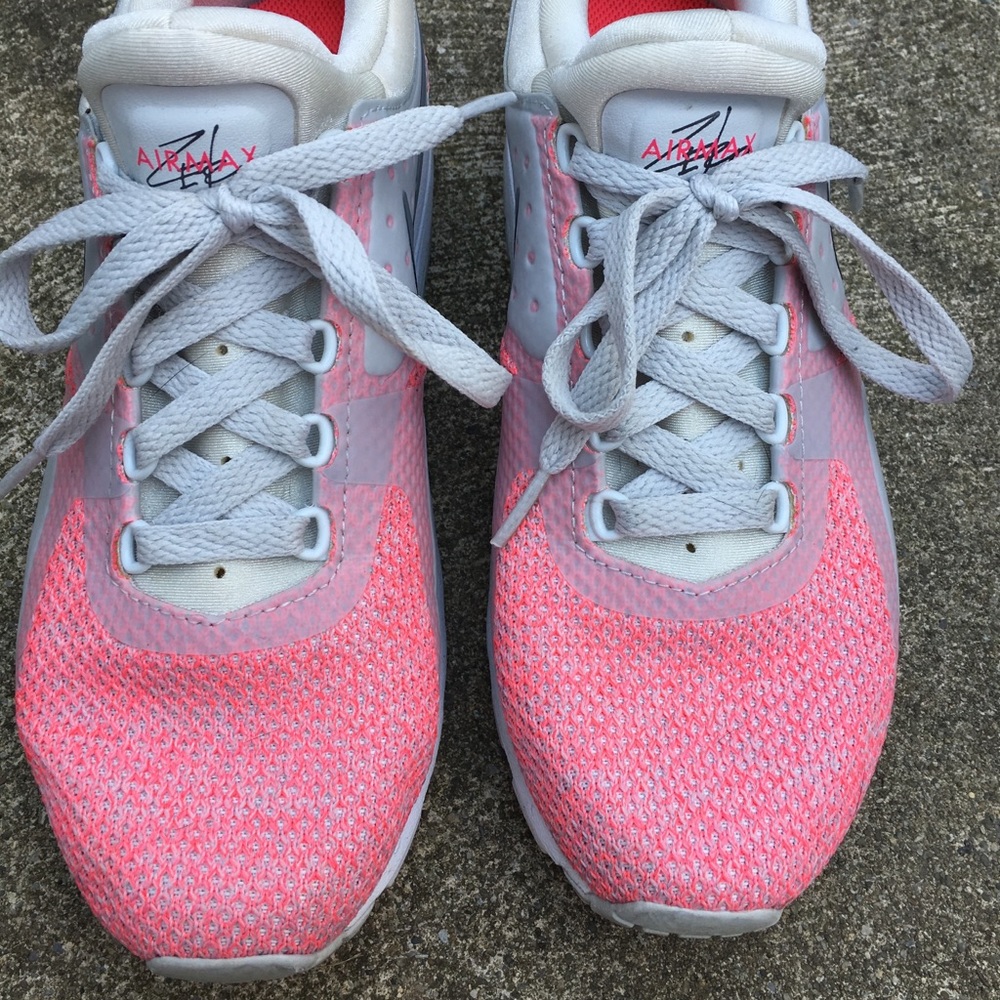 Girl's Nike Air Max Zero Essential Youth Size 6Y
